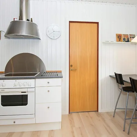 Holiday home 6 Person In B Rkop